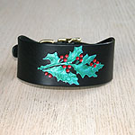 Painted Holly Buckle Collar