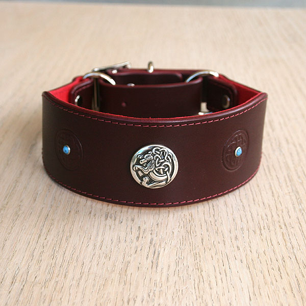wide martingale collars