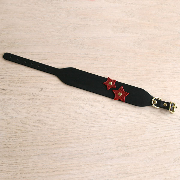 black-buckle-collar-with-red-stars_2