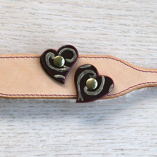 iggy-size-added-heart-buckle-collar_3