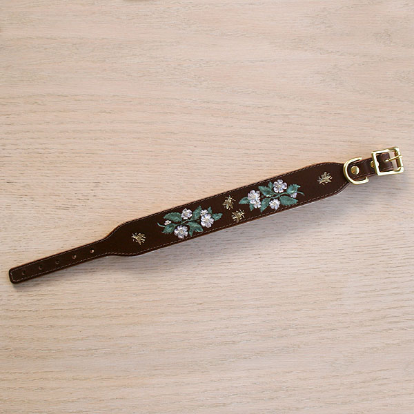 leather-buckle-collar-dog-roses-1-5-inch_2
