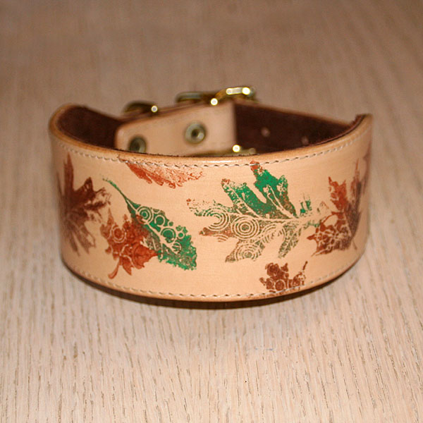 leather-buckle-collar-flat-painted-autumn-leaves-2-inch_1