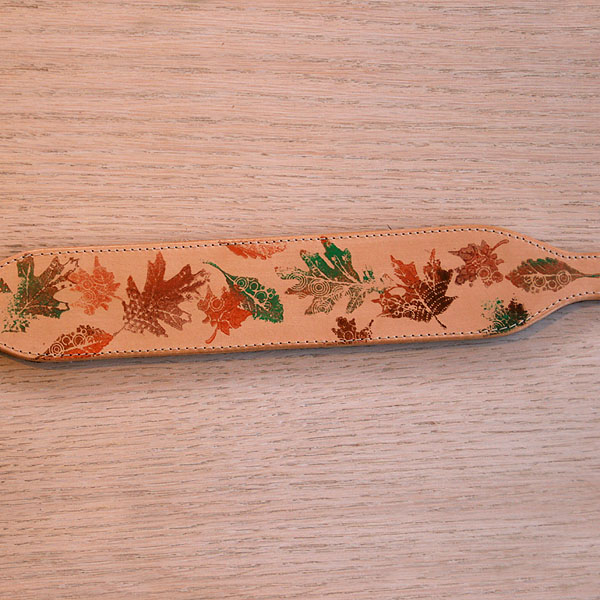 leather-buckle-collar-flat-painted-autumn-leaves-2-inch_3