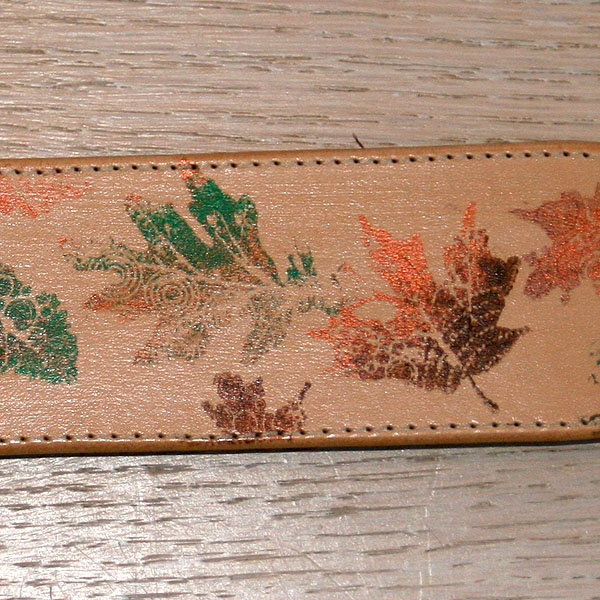 leather-buckle-collar-flat-painted-autumn-leaves-2-inch_4