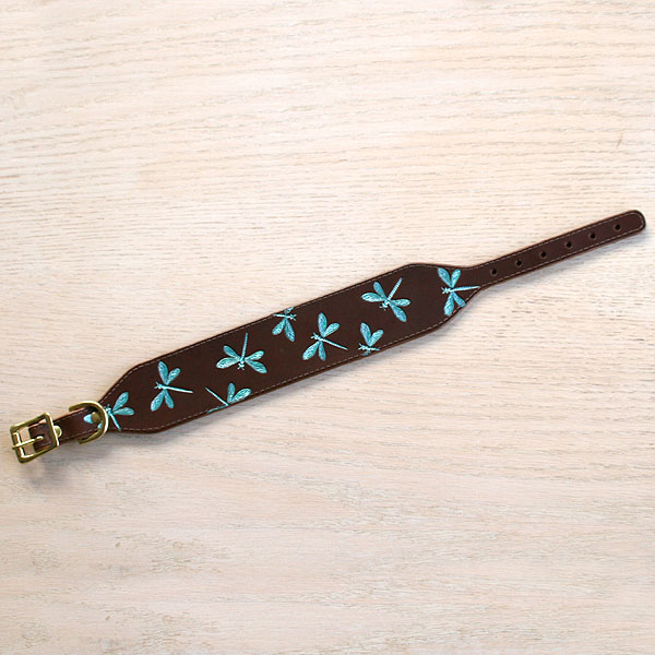 leather-buckle-collar-iridescent-green-dragonfly-chestnut-2-inch_2