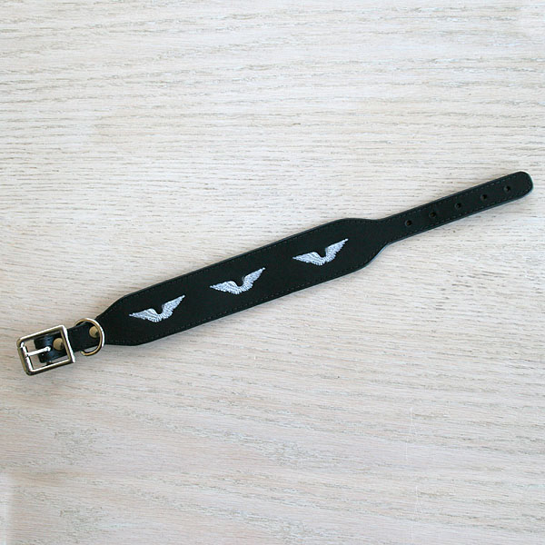 leather-buckle-collar-wings-1-5-inch-wide_2