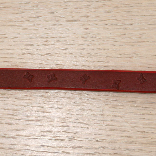 leather-straight-collar-mini-butterflies-unpainted-5-8-inch-wide_1