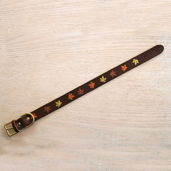 leather-straight-painted-maple-leaves-collar-1-25-inch_2