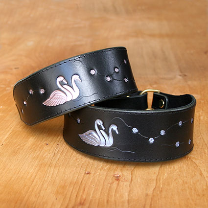 leather-martingale-collar-painted-swans-colours-1-75-inch_1
