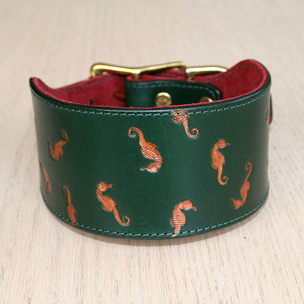 green-random-seahorses-buckle_1