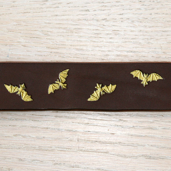 leather-buckle-collar-bats-chestnut-gold-small_3