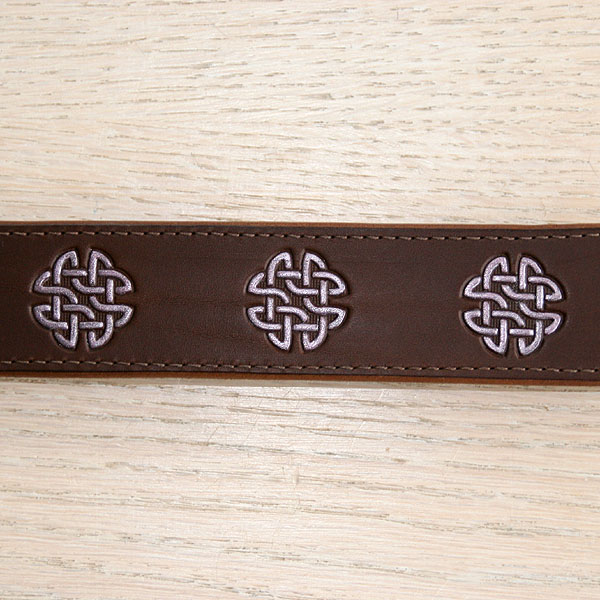 leather-buckle-collar-celtic-circles-v3-1-5-inch_3