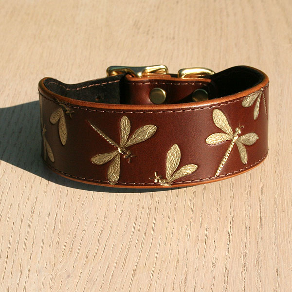 leather-buckle-collar-iridescent-dragonfly-1-5-inch-wide-chestnut-gold_1