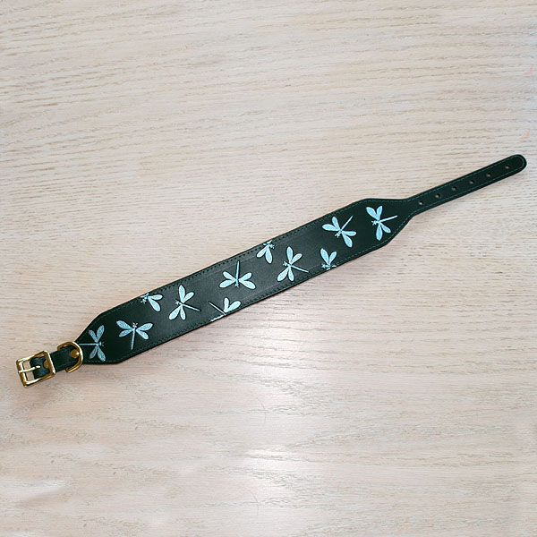 leather-buckle-collar-iridescent-greenblue-dragonfly-2-inch-wide-green_2