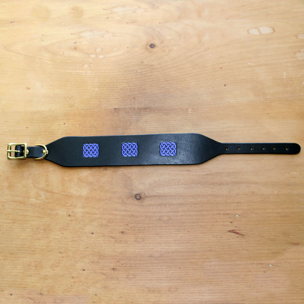 leather-buckle-collar-painted-celtic-knotwork-basketweave-2-inch_2