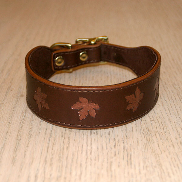 leather-buckle-collar-painted-maple-leaves-1-5-inch_1