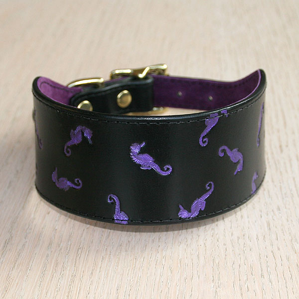leather-buckle-collar-purple-floating-seahorses-2-inch-wide_1