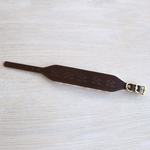 leather-buckle-collar-skulls-2-inch_2