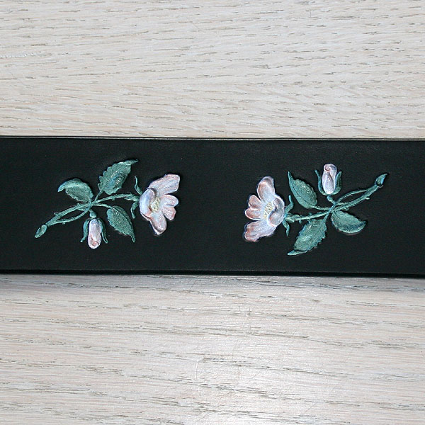 leather-buckle-collar-wild-rose-2-inch-wide_3