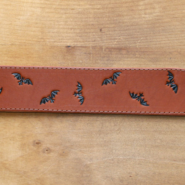 leather-greyhound-collar-black-batson-tan-2-inch_3