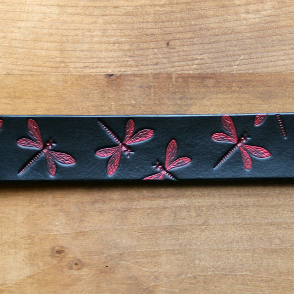 rtb-leather-buckle-collar-red-dragonflies-on-black-1.5-inch_3