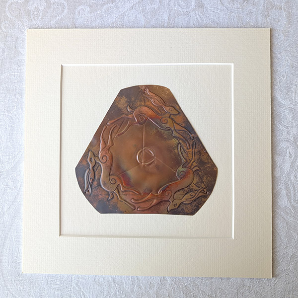 no38-copper-art-triple-hares-trinity_1