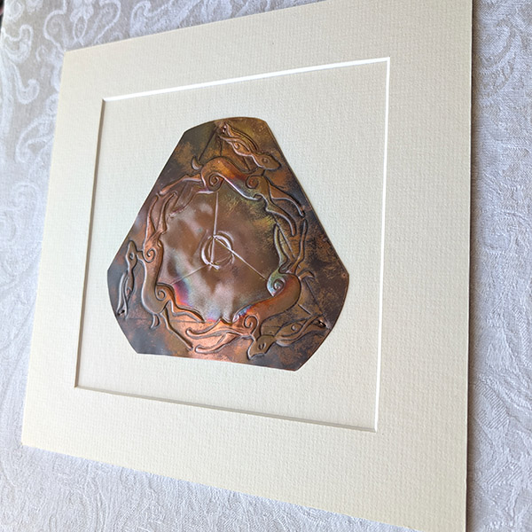 no38-copper-art-triple-hares-trinity_2