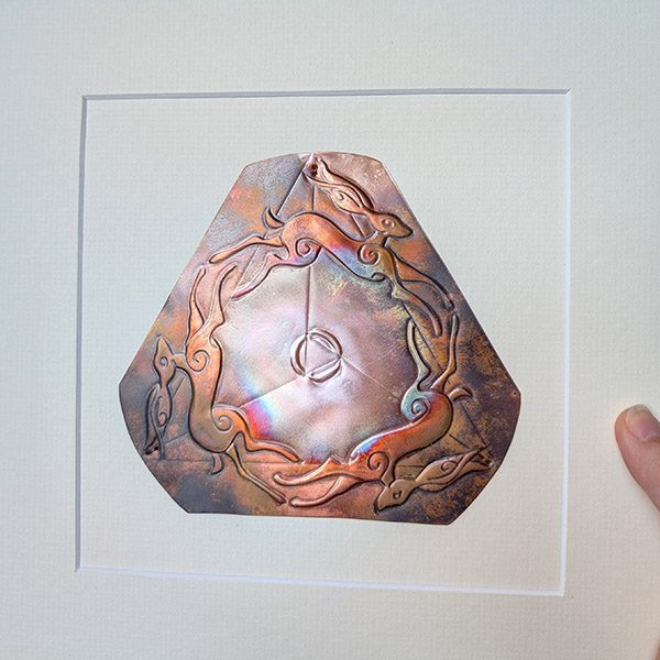 no38-copper-art-triple-hares-trinity_3
