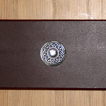 crystal_surround_concho