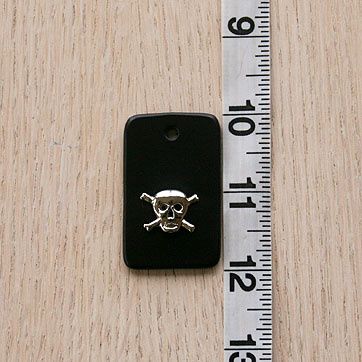 skull-rivet