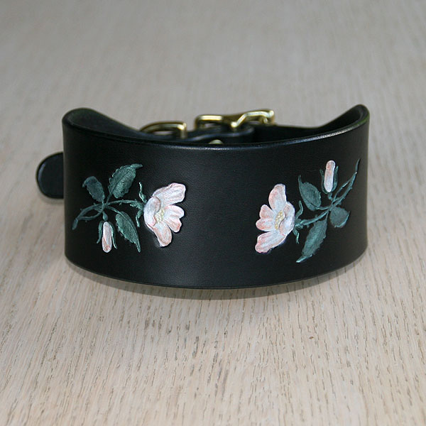 Painted Wild Roses Buckle Collar (2 inch wide)
