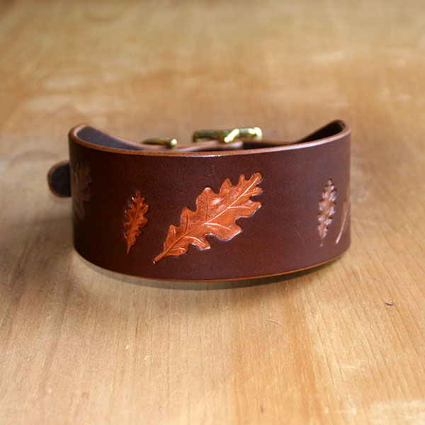 Painted Paired Oak Leaves  Buckle Collar (2 inch wide)